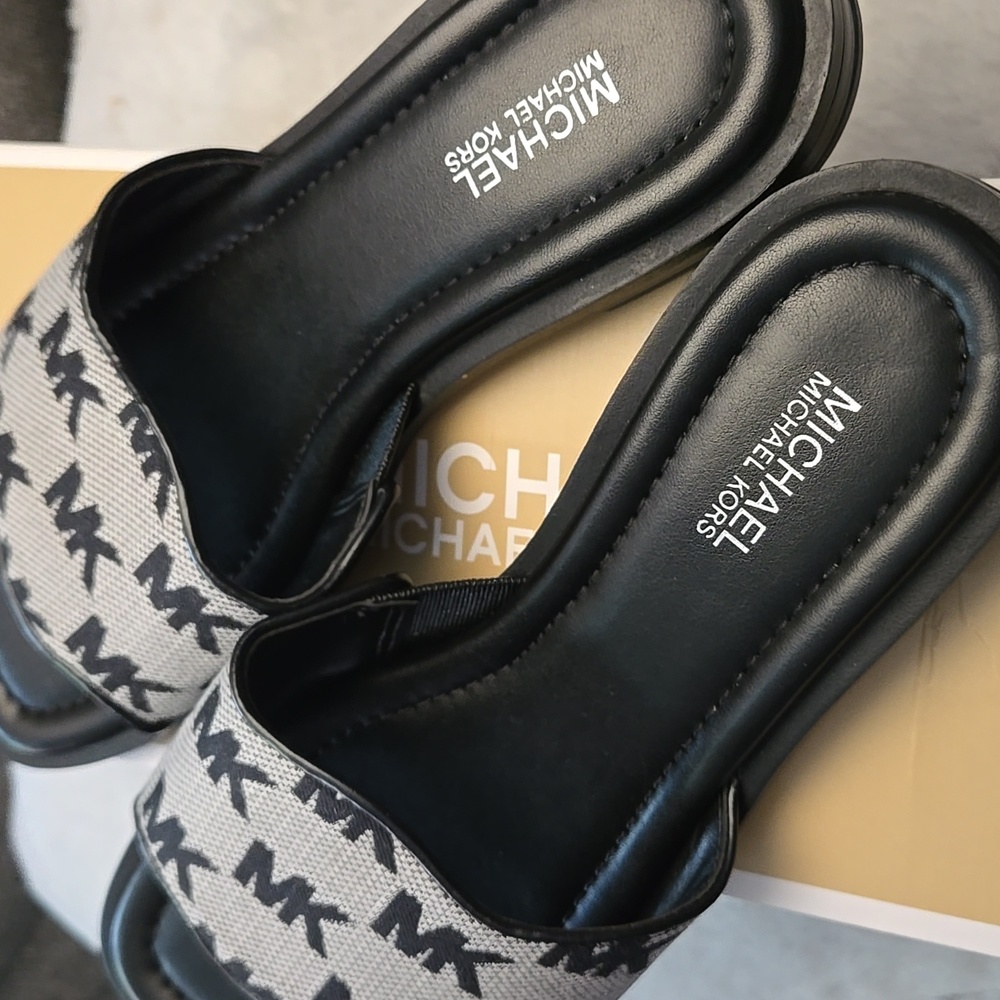 Michael Kors Black and White Logo Slide Sandals - Picture 2 of 3